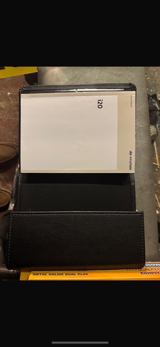 Vehicles Ynysddu Caerphilly - Wales - Photos for Hyundai i20 2021 onwards owners manual