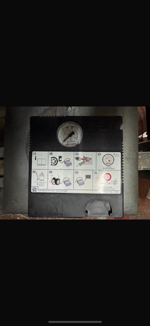 Vehicles Ynysddu Caerphilly - Wales - Photos for Car inflator pump