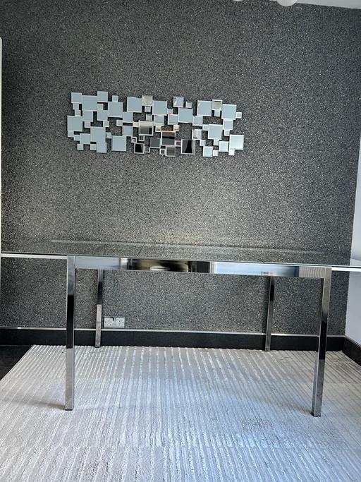 Buy & Sell Ruislip Hillingdon - Photos for Large Glass Chrome Extendable Dining Table
