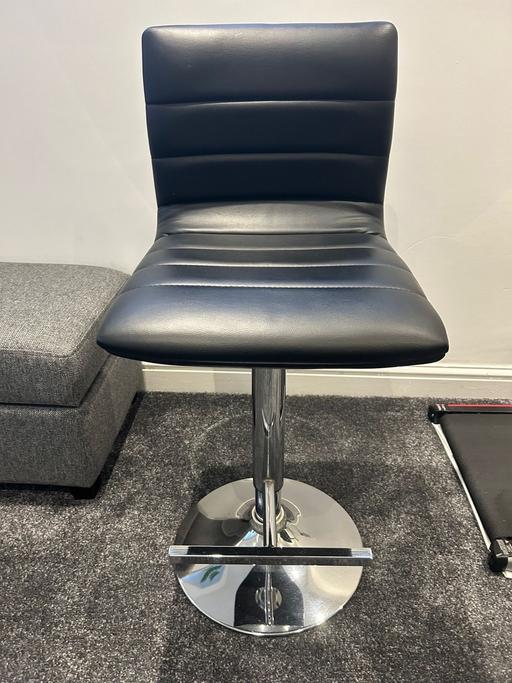 Buy & Sell Healey Rochdale - Photos for Bar stool