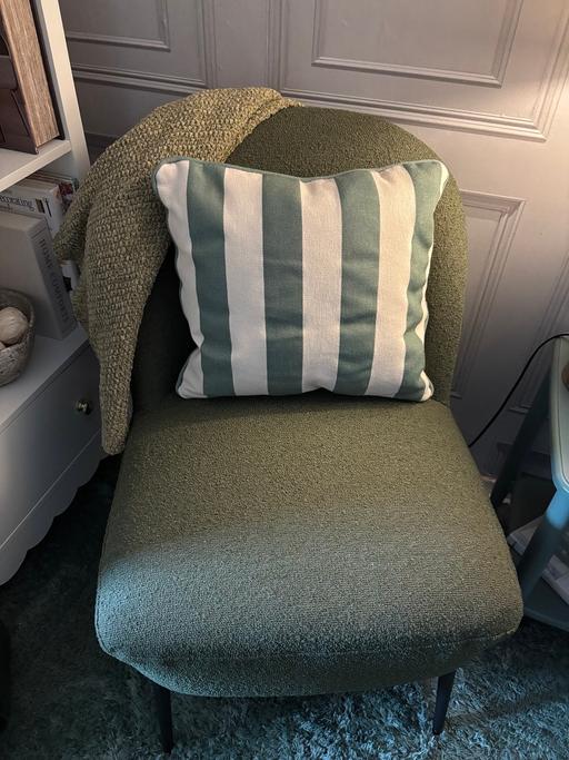 Buy & Sell Bartley Green Birmingham - Photos for Olive green Boucle chair