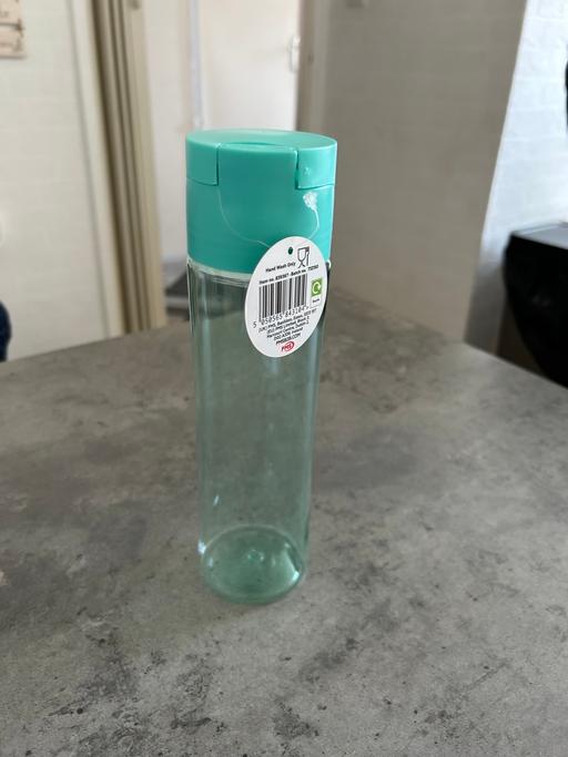 Buy & Sell Whiston Knowsley - Photos for Water bottle