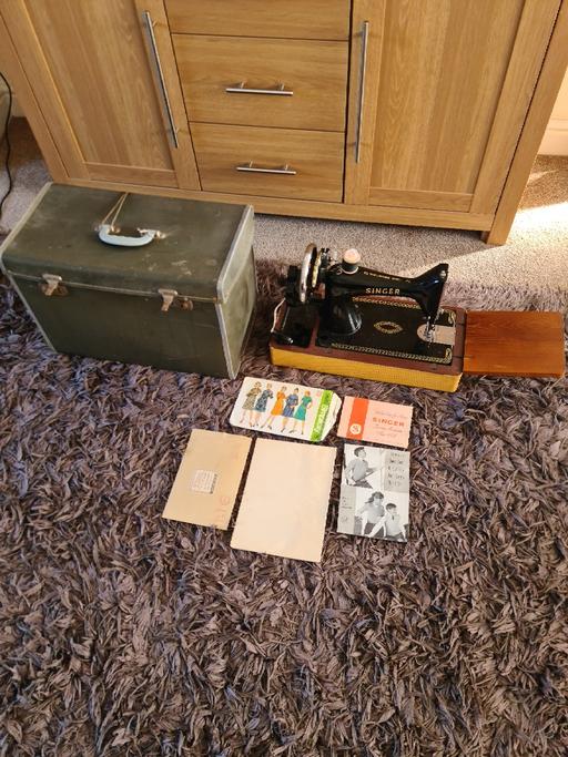 Buy & Sell Hasbury Dudley - Photos for 1956 vintage singer sewing machine