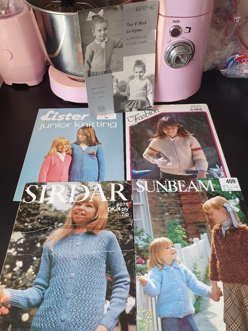 courses Upper Gornal Dudley - Photos for vintage knitting patterns x 5