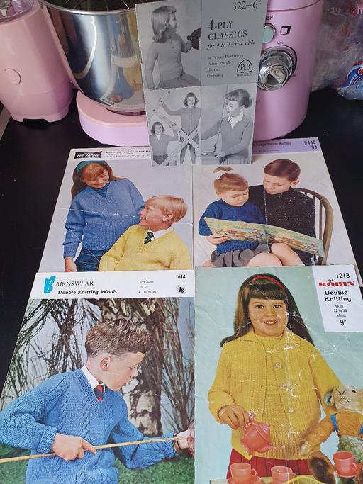 courses Upper Gornal Dudley - Photos for vintage knitting patterns x 5