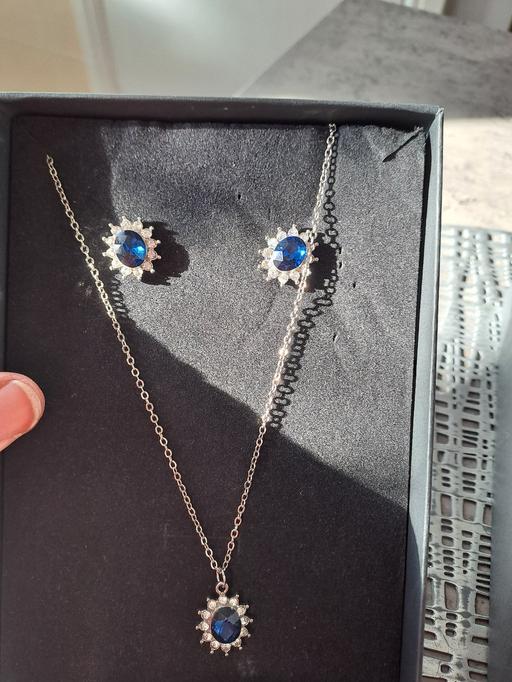 Buy & Sell Park Hill Sheffield - Photos for jewellery set
