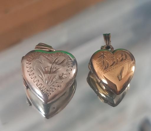 Buy & Sell Thatto Heath Saint Helens - Photos for 2 vintage sterling silver lockets