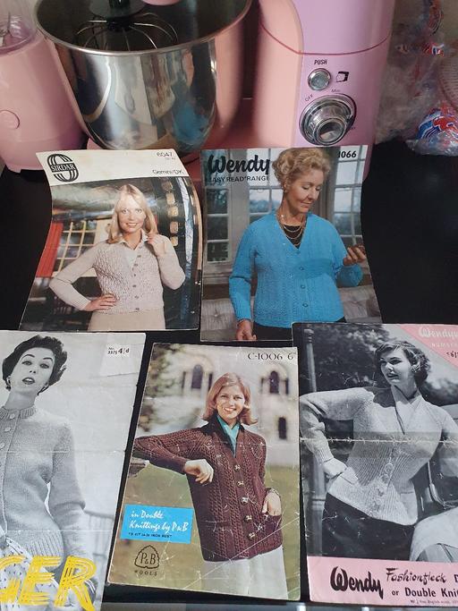 courses Upper Gornal Dudley - Photos for vintage knitting patterns x 5