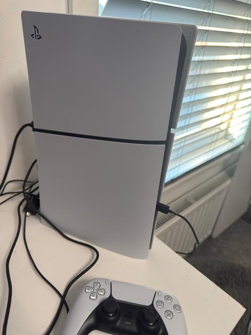 Buy & Sell Irlams O`Th`Height Salford - Photos for Ps5 slim digital (825gb)