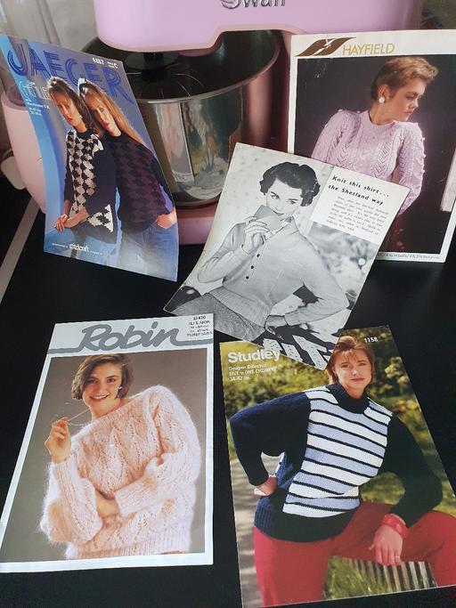 courses Upper Gornal Dudley - Photos for vintage knitting patterns x 5