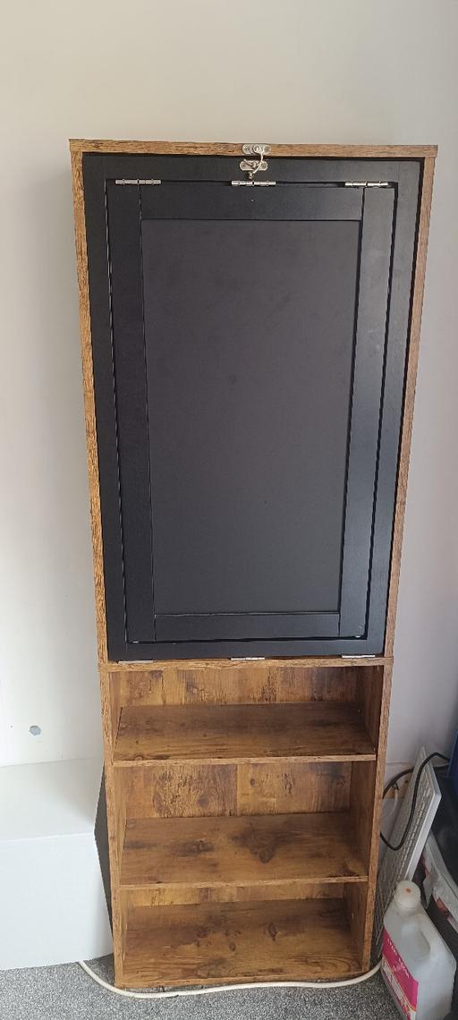 Buy & Sell Thornton Heath Croydon - Photos for Folding desk, storage & blackboard
