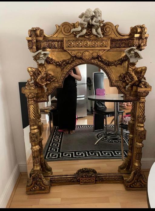 Buy & Sell Bethnal Green East London - Photos for Large Ornate Vintage Gold Mirror with Cherubs