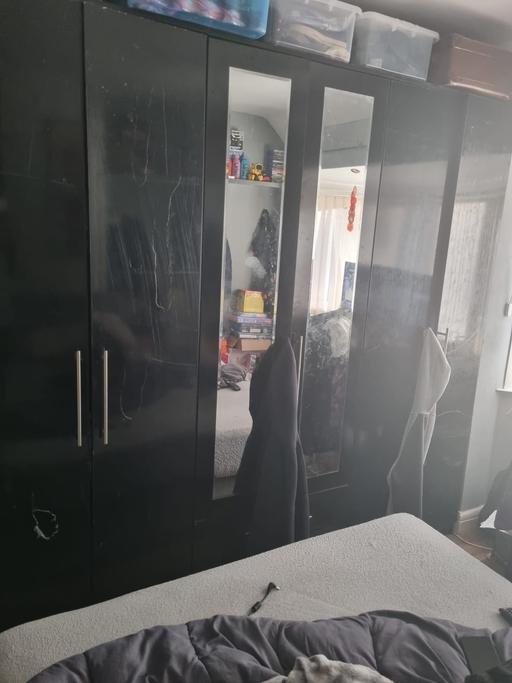 Buy & Sell Hamstead Industrial Estate Birmingham - Photos for Triple wardrobe