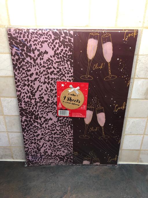 Buy & Sell Roby Knowsley - Photos for Gift Wrapping Paper 9 Sheets