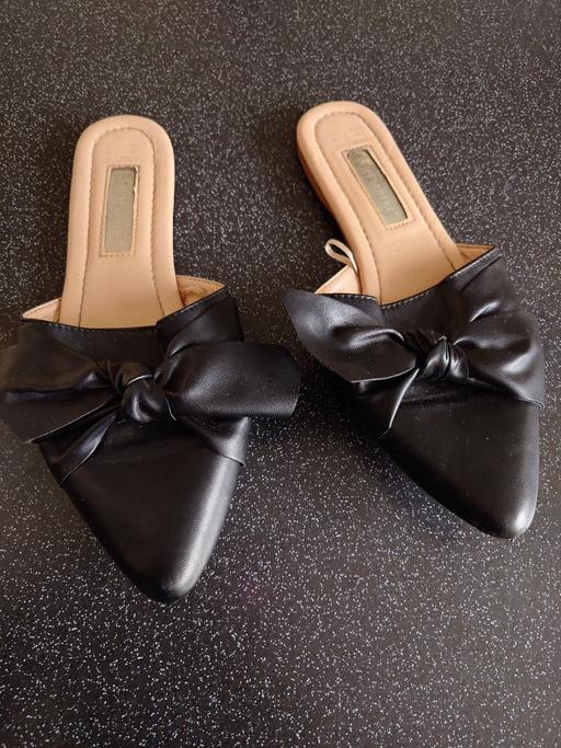 Buy & Sell Woodthorpe Charnwood - Photos for Women's black sandals size 6