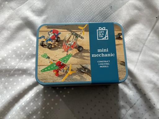 Buy & Sell Chapel House West Lancashire - Photos for Gift in a tin