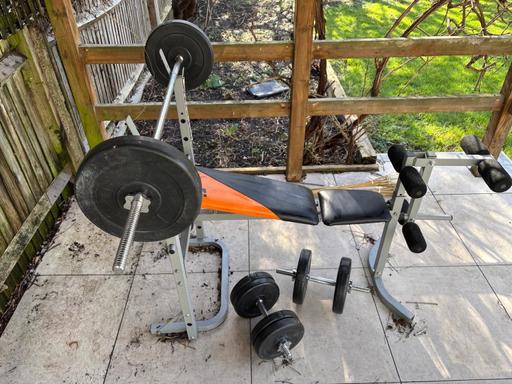 Buy & Sell Hampton Richmond upon Thames - Photos for Bench press with dumbbells