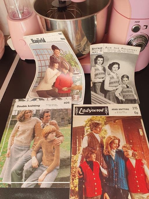 courses Upper Gornal Dudley - Photos for vintage knitting patterns x 4