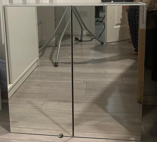 Buy & Sell Dagenham Barking and Dagenham - Photos for Bathroom mirror cabinet