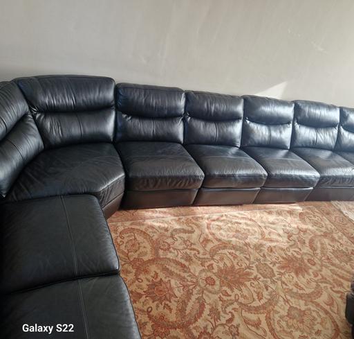 Buy & Sell Brierfield Pendle - Photos for Large 9-Seater Black Leather Corner Sofa – Ex