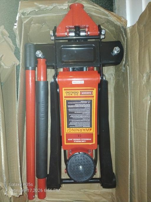 Vehicles Nunhead South East London - Photos for low profile hydraulic garage jack with rapid
