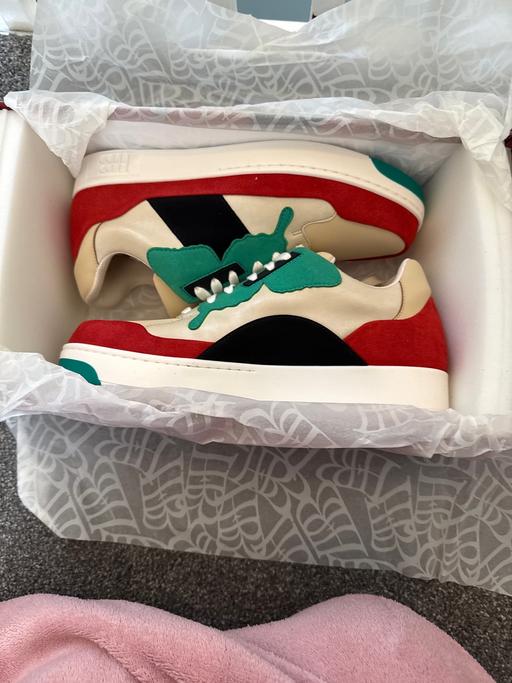 Buy & Sell Bourne Business Park Runnymede - Photos for Fashion Baby Trainers