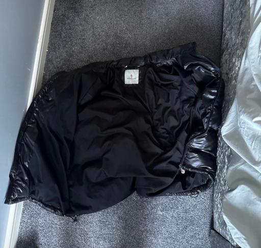 Buy & Sell Cannon Street Station Central London - Photos for Moncler maya