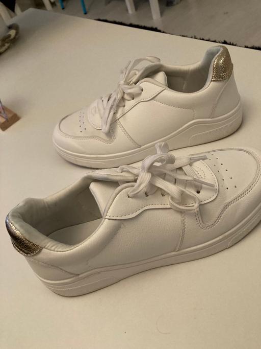 Buy & Sell Willenhall Walsall - Photos for Trainers