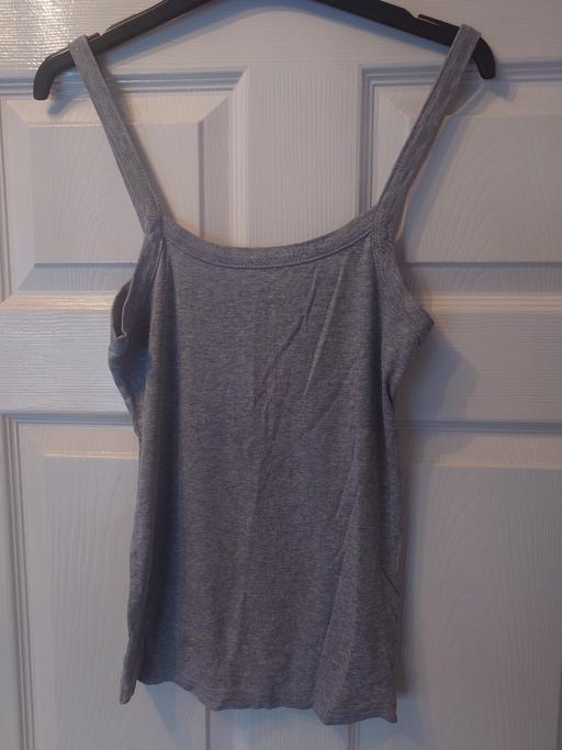 Buy & Sell Woodthorpe Charnwood - Photos for Women's grey strap top size 12