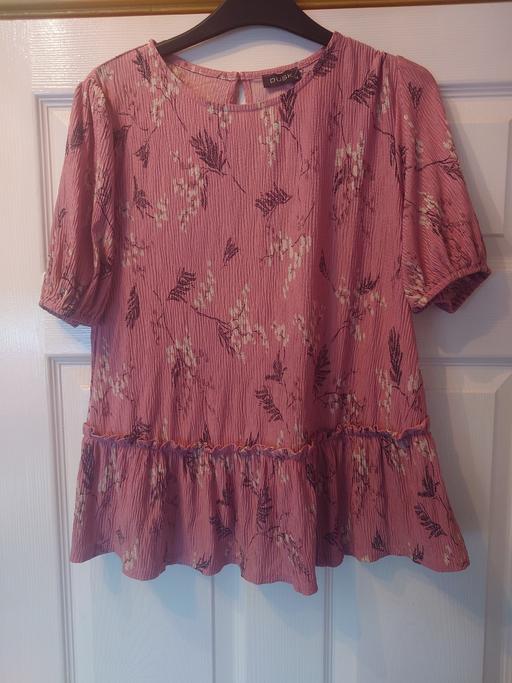 Buy & Sell Woodthorpe Charnwood - Photos for Women's pink peplum top size 14