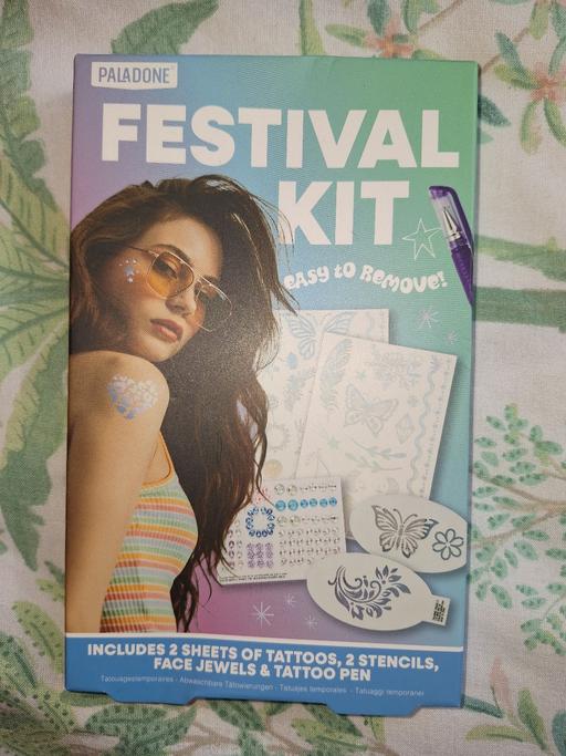 Buy & Sell Ettingshall Park Wolverhampton - Photos for New Festival Kit