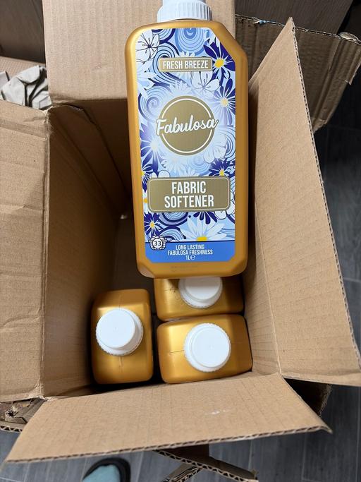 Buy & Sell Duckmanton Chesterfield - Photos for Box of 6 fabuloua fabric conditioner