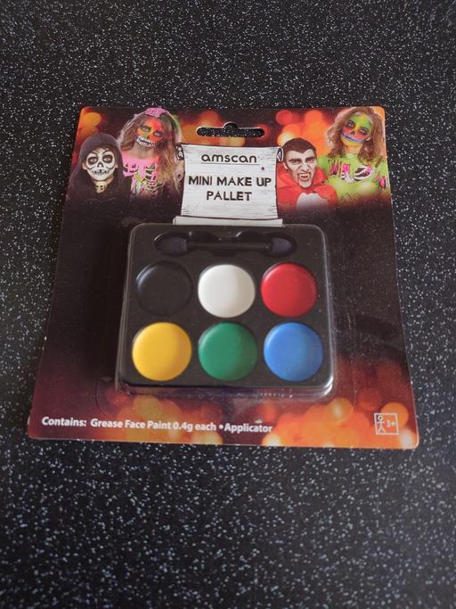 Buy & Sell Woodthorpe Charnwood - Photos for Mini make up pallet