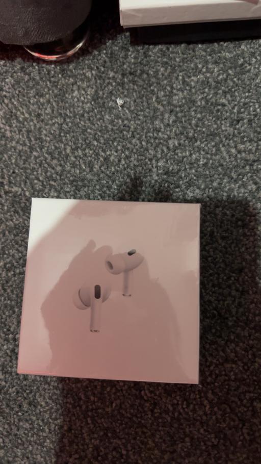 Buy & Sell Kitts Green Birmingham - Photos for Earpods