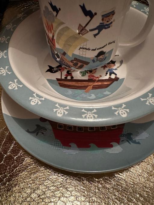 Buy & Sell Biggleswade Central Bedfordshire - Photos for Queens Pirate Childrens Table Set