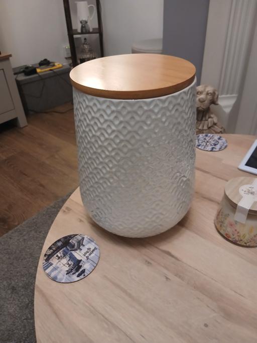 Buy & Sell Bradley Fold Trading Estate Bury - Photos for Pic 1&2 Next Bread Bin (Good Con)