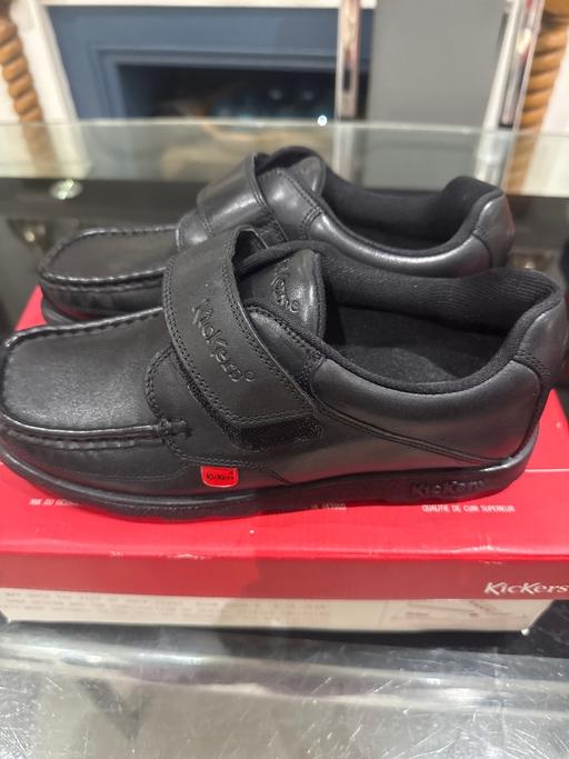 Buy & Sell Streatham Common South West London - Photos for Kickers school shoes