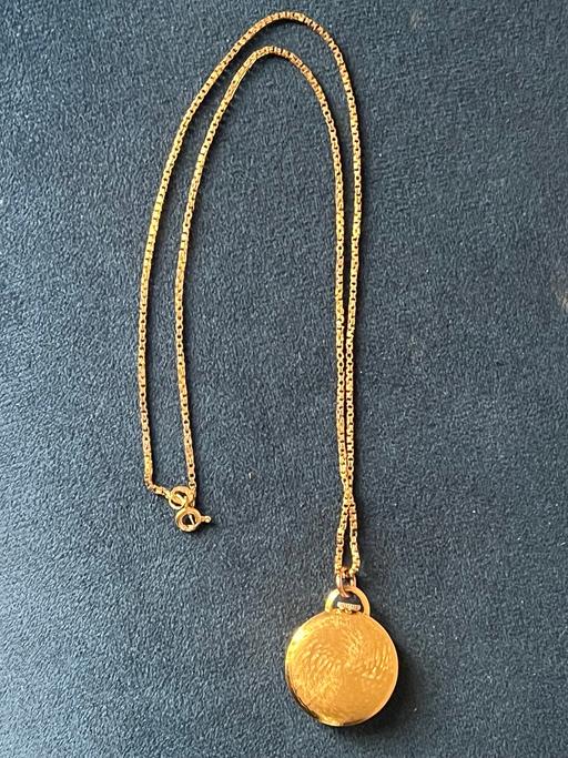 Buy & Sell Dagenham Barking and Dagenham - Photos for 18ct solid gold chain and watch necklace