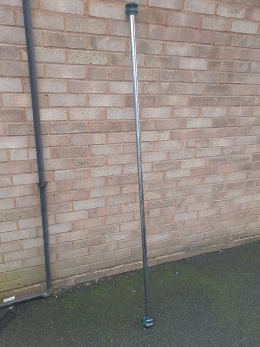 Buy & Sell Pensnett Dudley - Photos for 6ft , 1 Piece Chrome Curtain Rail, With Blue