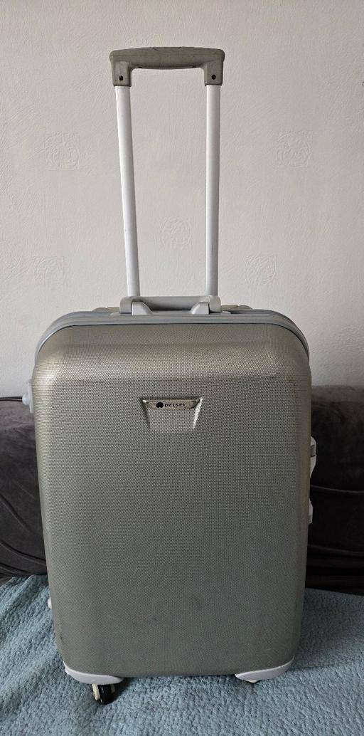 Buy & Sell Tividale Sandwell - Photos for DELSEY silver luggage 4 wheel trolley travel