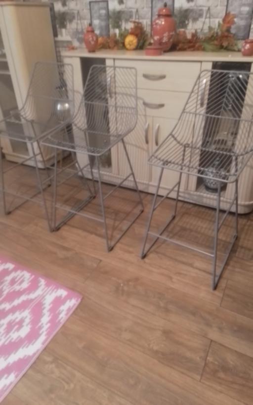 Buy & Sell Swinley Wigan - Photos for MODERN BAR CHAIRS