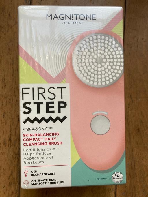 Buy & Sell Balham South West London - Photos for Facial cleanser