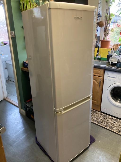 Buy & Sell Chorlton Cum Hardy Manchester - Photos for Fridge freezer Beko A class