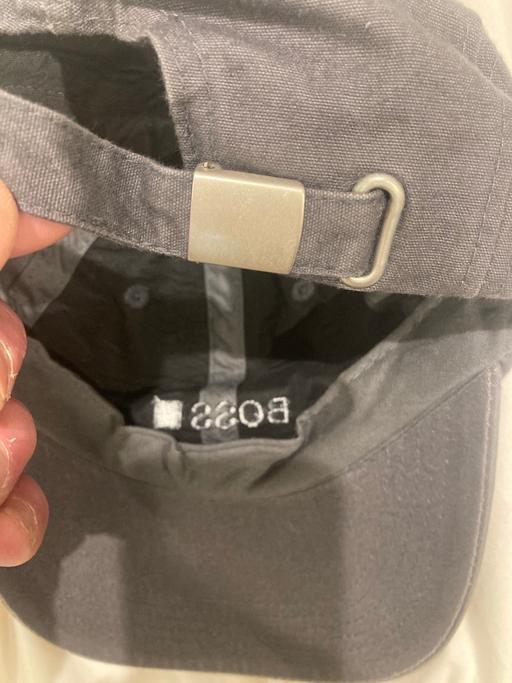 Buy & Sell Balham South West London - Photos for Brand New Hugo Boss Baseball cap