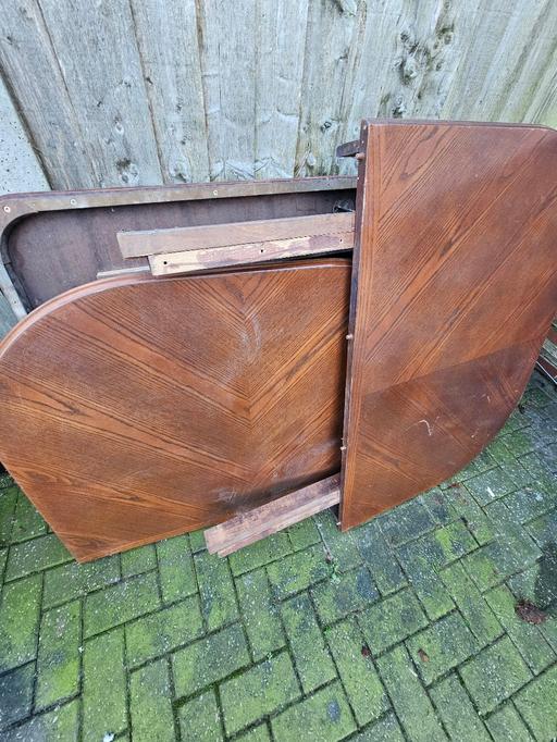 Buy & Sell Handsworth Birmingham - Photos for Dining table with six chairs