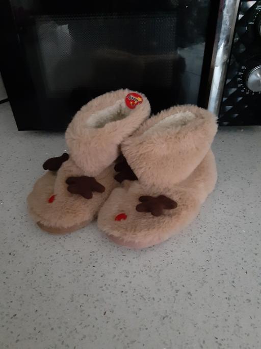 Buy & Sell South Hylton Sunderland - Photos for size 8/9