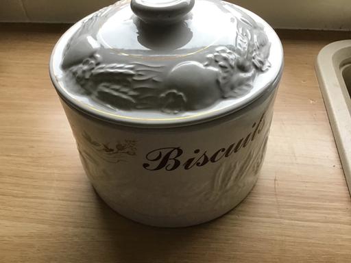 Buy & Sell Essington Wolverhampton - Photos for Harvestime biscuit barrel