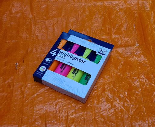 Buy & Sell Yardley Birmingham - Photos for 4‑Pack Highlighter Pens