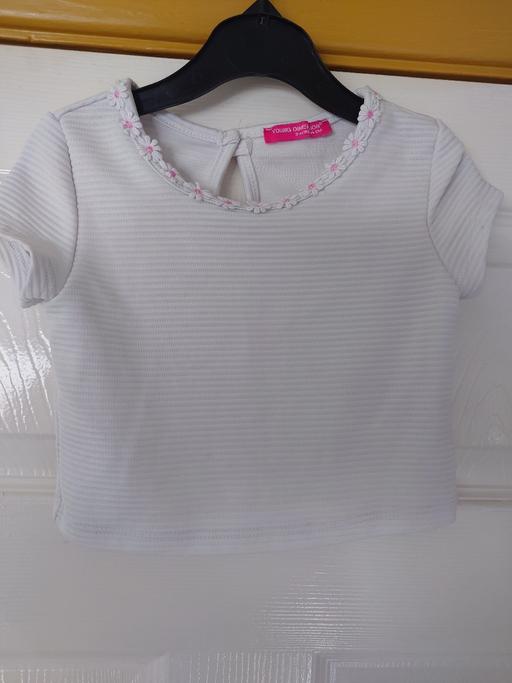 Buy & Sell Woodthorpe Charnwood - Photos for Girls white top size 3-4 years