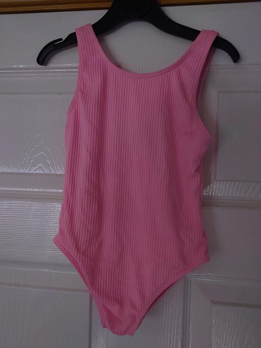Buy & Sell Woodthorpe Charnwood - Photos for Girls pink swimsuit size 5-6 years